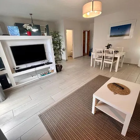 Alquilaencanarias- Medano Tarajal Apartamento El Médano